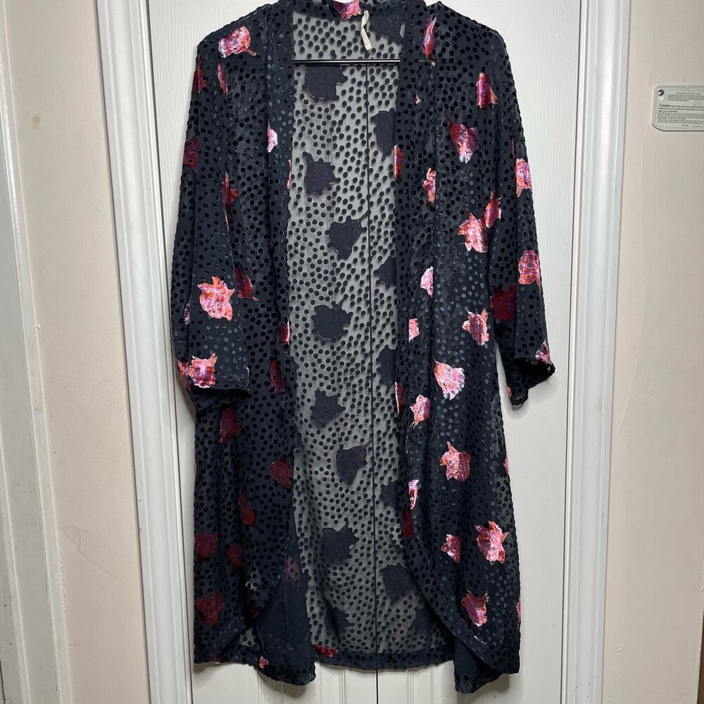 Floreat Anthropologie Black Velvet Polka Dot Roses Sheer Kimono Size XS/ Small